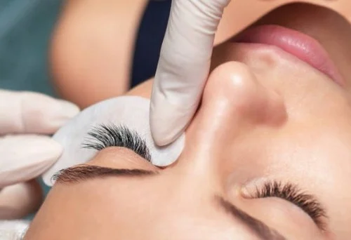 Σεμινάρια eyelash extensions βλεφαρίδες Σεμινάρια Αισθητικής Αθήνα Θεσσαλονίκη Ηράκλειο Κρήτης Symmetries Antonios Balakeras