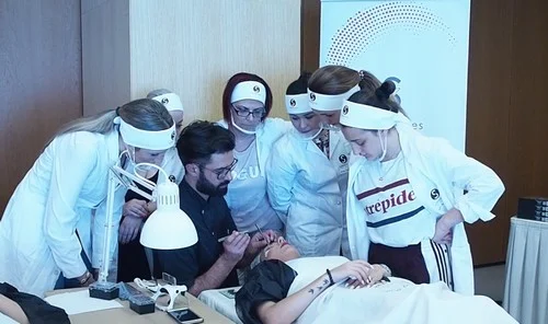 Σεμινάρια eyelash extensions βλεφαρίδες Σεμινάρια Αισθητικής Αθήνα Θεσσαλονίκη Ηράκλειο Κρήτης Symmetries Antonios Balakeras