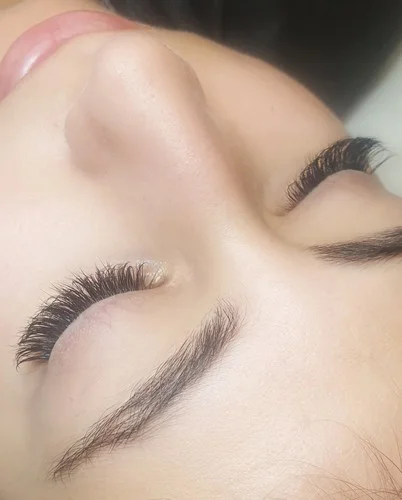 Σεμινάρια eyelash extensions βλεφαρίδες Σεμινάρια Αισθητικής Αθήνα Θεσσαλονίκη Ηράκλειο Κρήτης Symmetries Antonios Balakeras